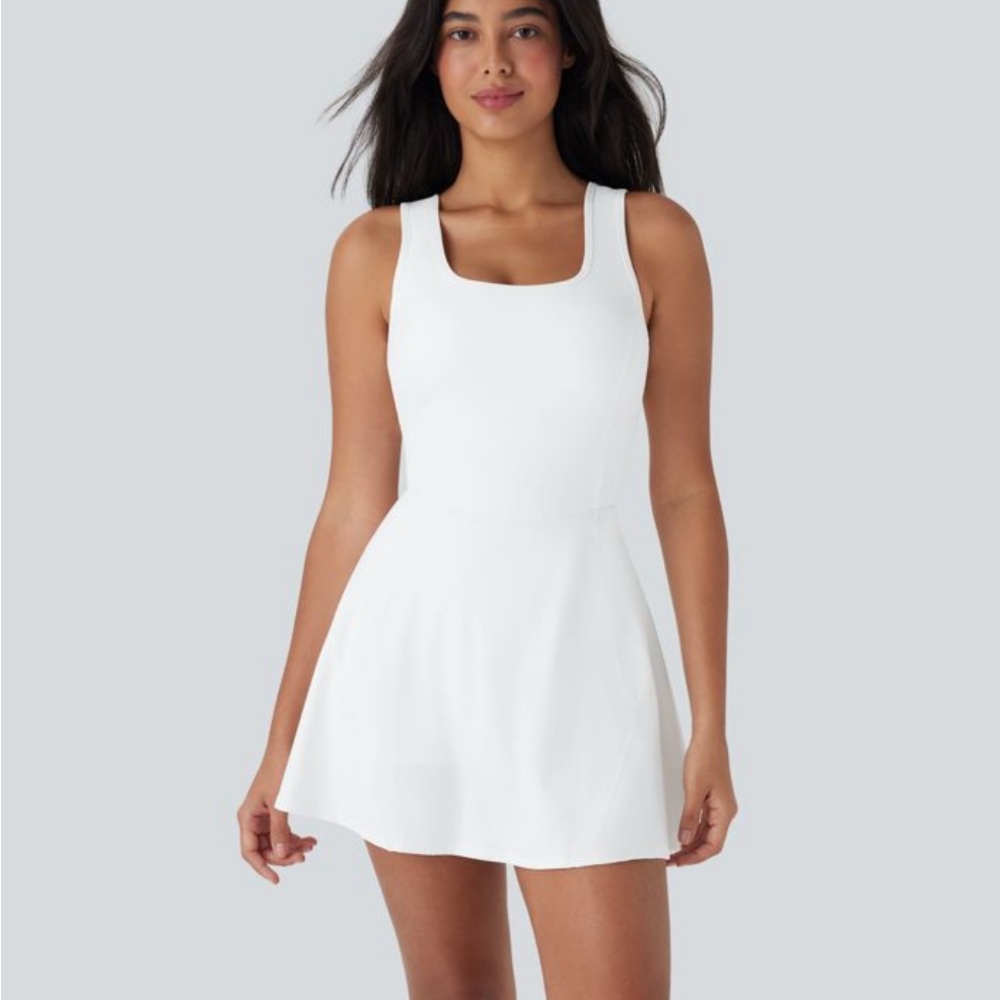 **NWT**- Halara Active cross cross back in white size small